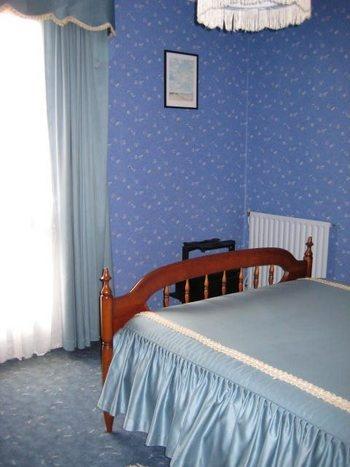 APARTAMENT 3 CAMERE VIRTUTII